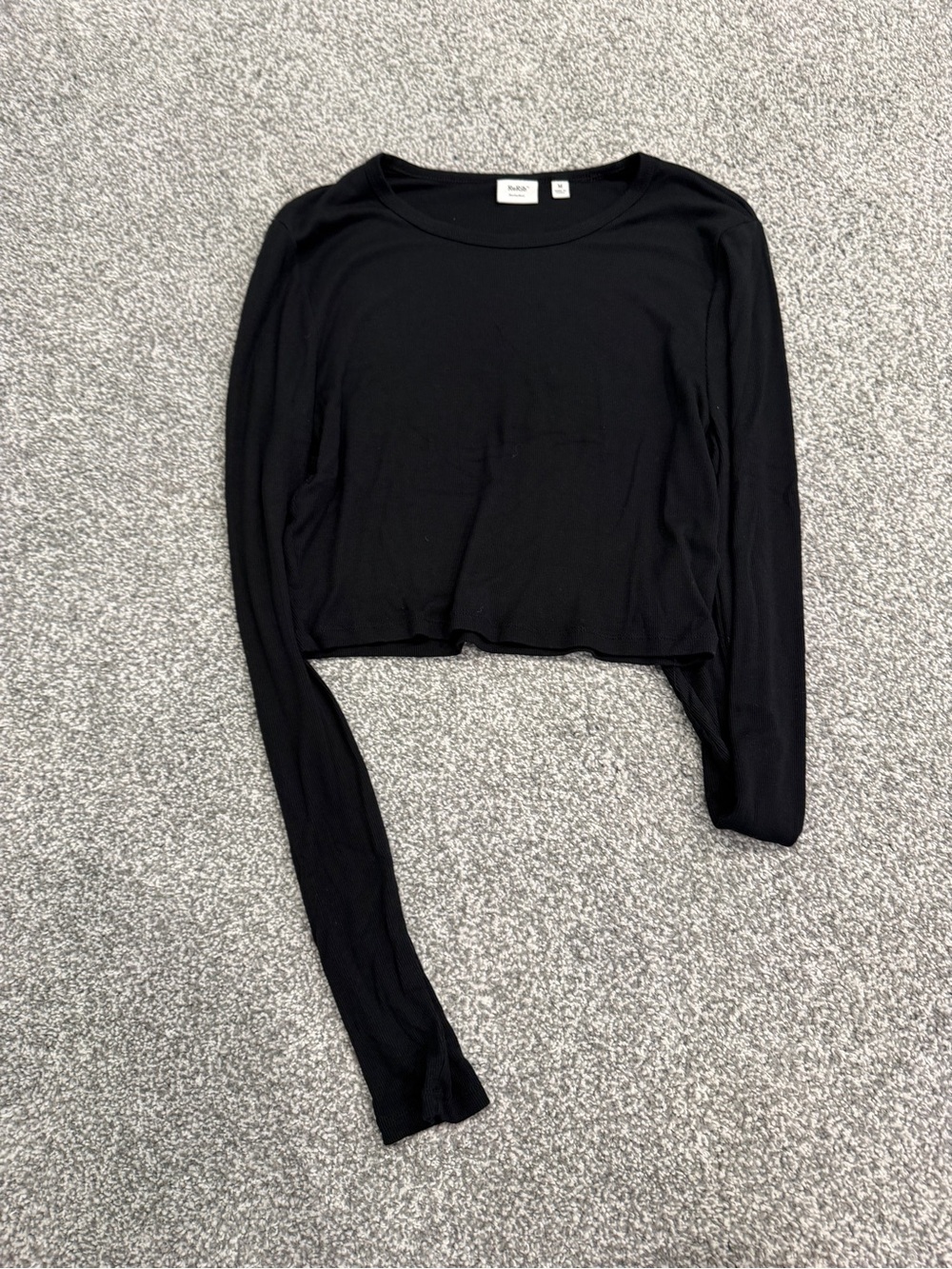 Sunday Best Black Long-Sleeve Cropped Tee
